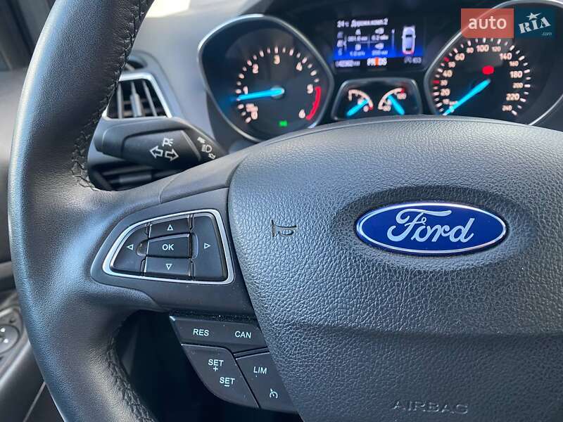 Внедорожник / Кроссовер Ford Kuga 2019 в Одессе