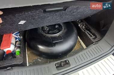 Внедорожник / Кроссовер Ford Kuga 2010 в 