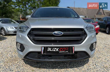 Внедорожник / Кроссовер Ford Kuga 2018 в 