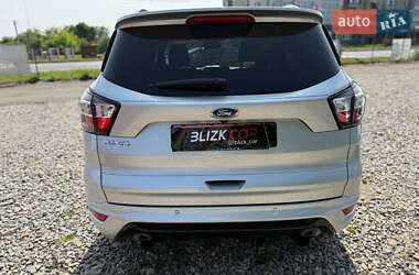 Внедорожник / Кроссовер Ford Kuga 2018 в 