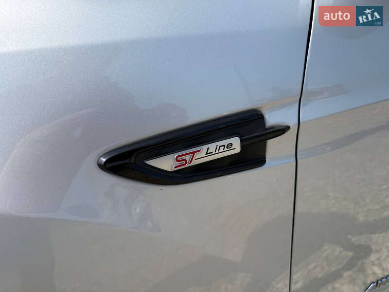Внедорожник / Кроссовер Ford Kuga 2018 в Коломые