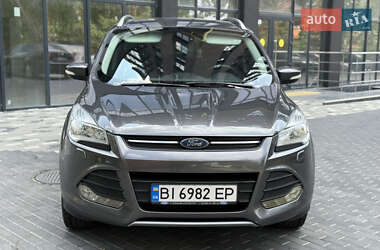 Внедорожник / Кроссовер Ford Kuga 2016 в 