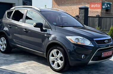 Внедорожник / Кроссовер Ford Kuga 2011 в Стрые