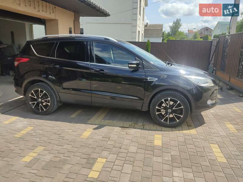 Внедорожник / Кроссовер Ford Kuga 2013 в Хмельницком