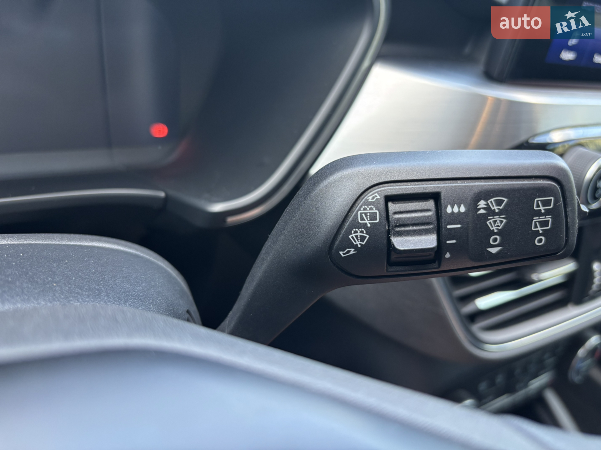2021 Ford Kuga - мініатюра 39
