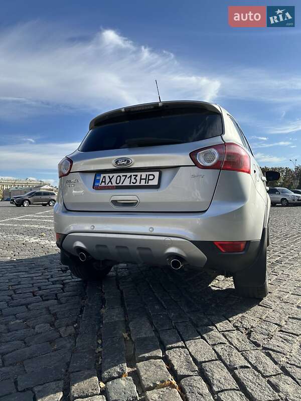 Позашляховик / Кросовер Ford Kuga 2011 в Харкові