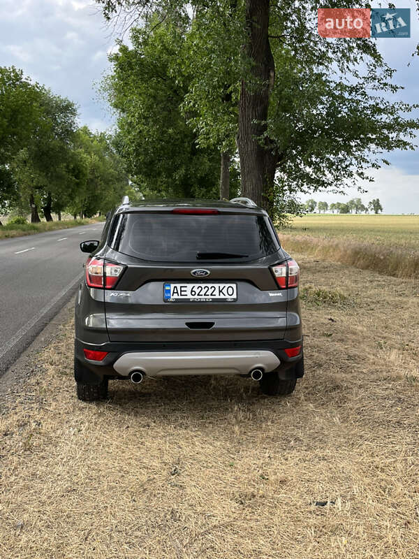 Внедорожник / Кроссовер Ford Kuga 2019 в Пятихатках