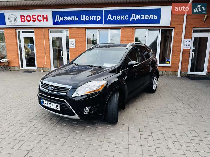 Позашляховик / Кросовер Ford Kuga 2010 в 