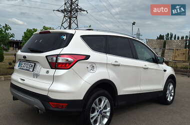 Внедорожник / Кроссовер Ford Kuga 2019 в 