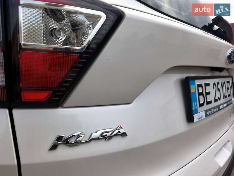 Внедорожник / Кроссовер Ford Kuga 2019 в Южноукраинске