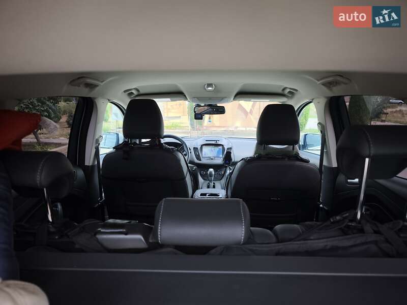 Внедорожник / Кроссовер Ford Kuga 2019 в Южноукраинске