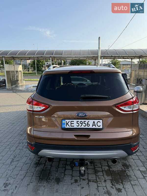 Внедорожник / Кроссовер Ford Kuga 2013 в Ивано-Франковске
