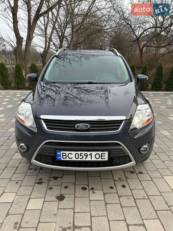 Внедорожник / Кроссовер Ford Kuga 2011 в 
