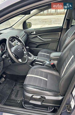 Внедорожник / Кроссовер Ford Kuga 2011 в 