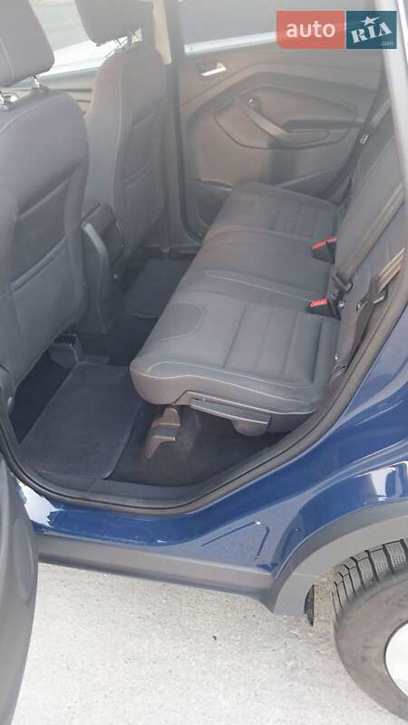 Внедорожник / Кроссовер Ford Kuga 2014 в Тернополе