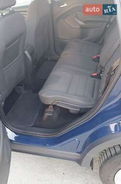 Внедорожник / Кроссовер Ford Kuga 2014 в 