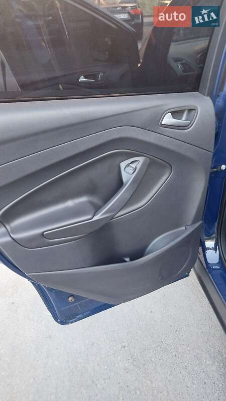 Внедорожник / Кроссовер Ford Kuga 2014 в Тернополе