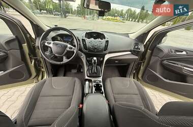 Внедорожник / Кроссовер Ford Kuga 2013 в 