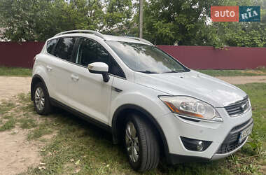 Внедорожник / Кроссовер Ford Kuga 2012 в 