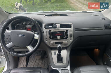 Внедорожник / Кроссовер Ford Kuga 2012 в 