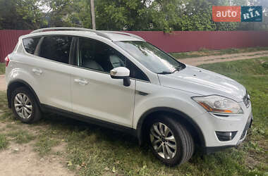 Внедорожник / Кроссовер Ford Kuga 2012 в 