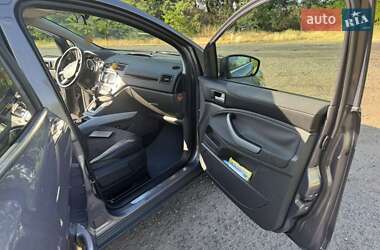 Внедорожник / Кроссовер Ford Kuga 2012 в 