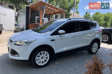 Внедорожник / Кроссовер Ford Kuga 2013 в 