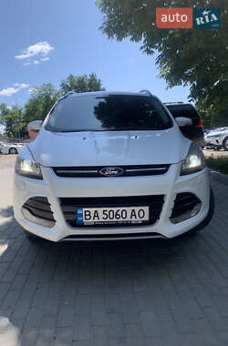 Внедорожник / Кроссовер Ford Kuga 2013 в 