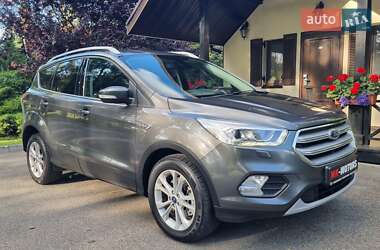Внедорожник / Кроссовер Ford Kuga 2019 в Киеве