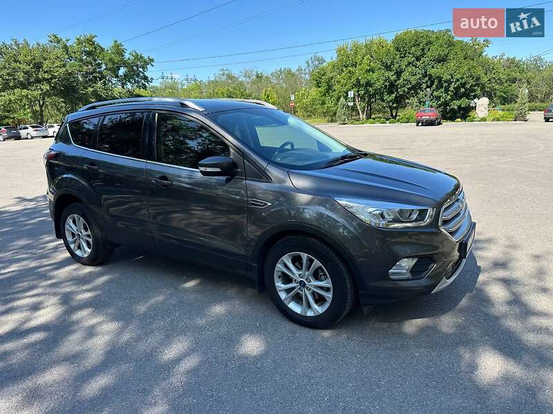 Внедорожник / Кроссовер Ford Kuga 2019 в Запорожье фото 6 Внедорожник / Кроссовер Ford Kuga 2019 в Запорожье