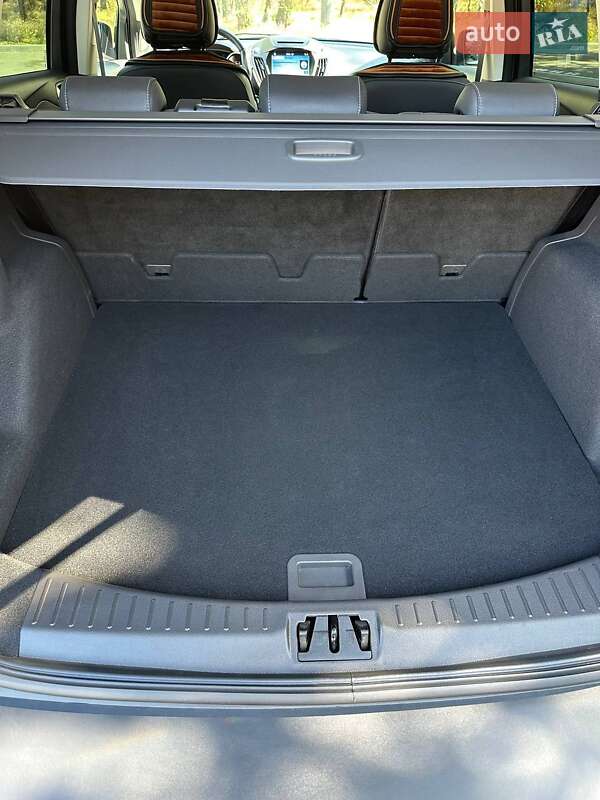 Внедорожник / Кроссовер Ford Kuga 2019 в Запорожье фото 10 Внедорожник / Кроссовер Ford Kuga 2019 в Запорожье