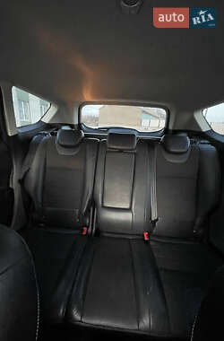 Внедорожник / Кроссовер Ford Kuga 2013 в 