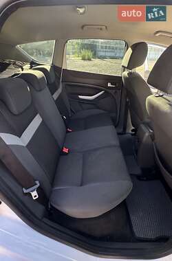 Внедорожник / Кроссовер Ford Kuga 2012 в 