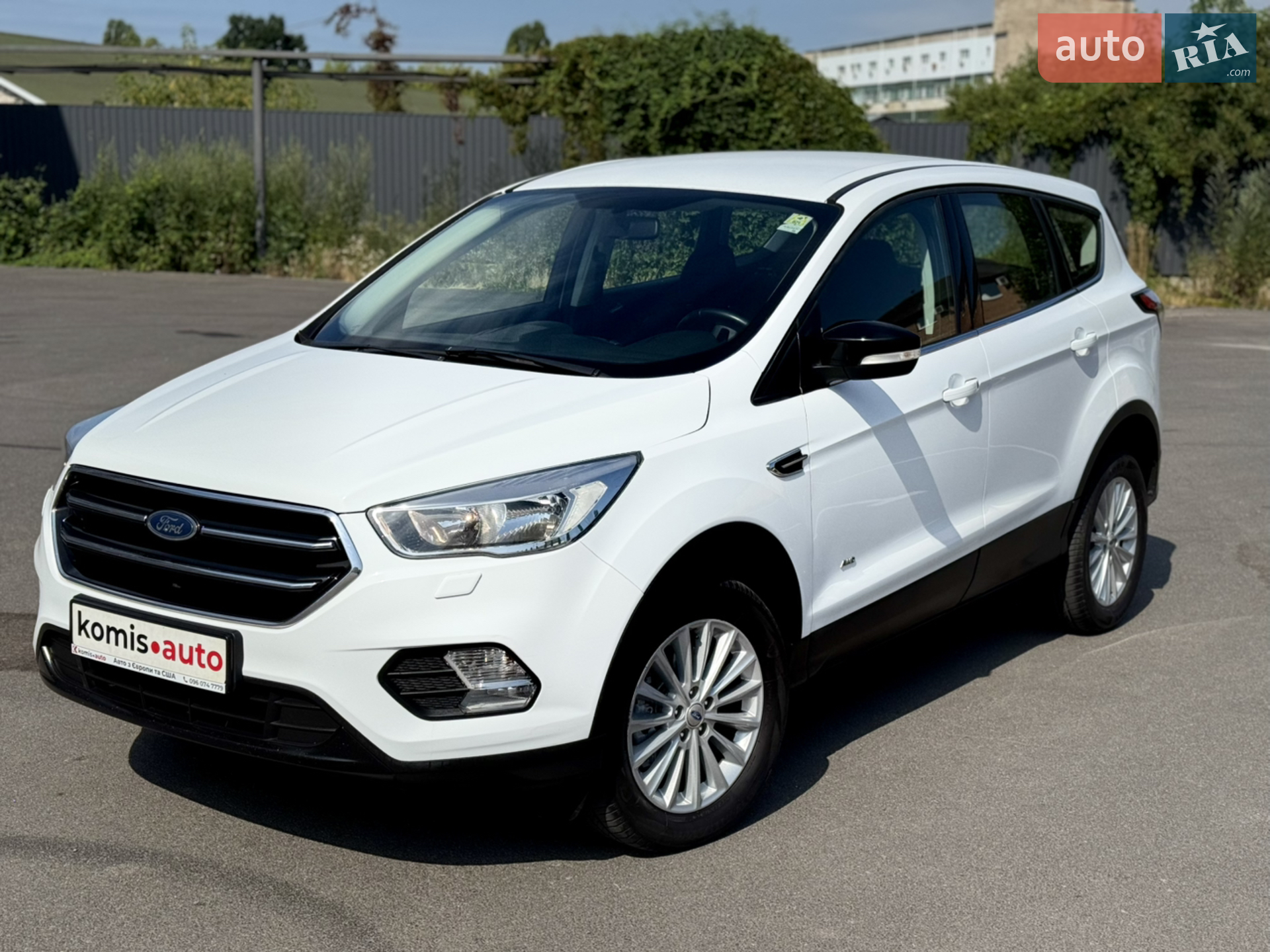 2017 Ford Kuga - фото 1