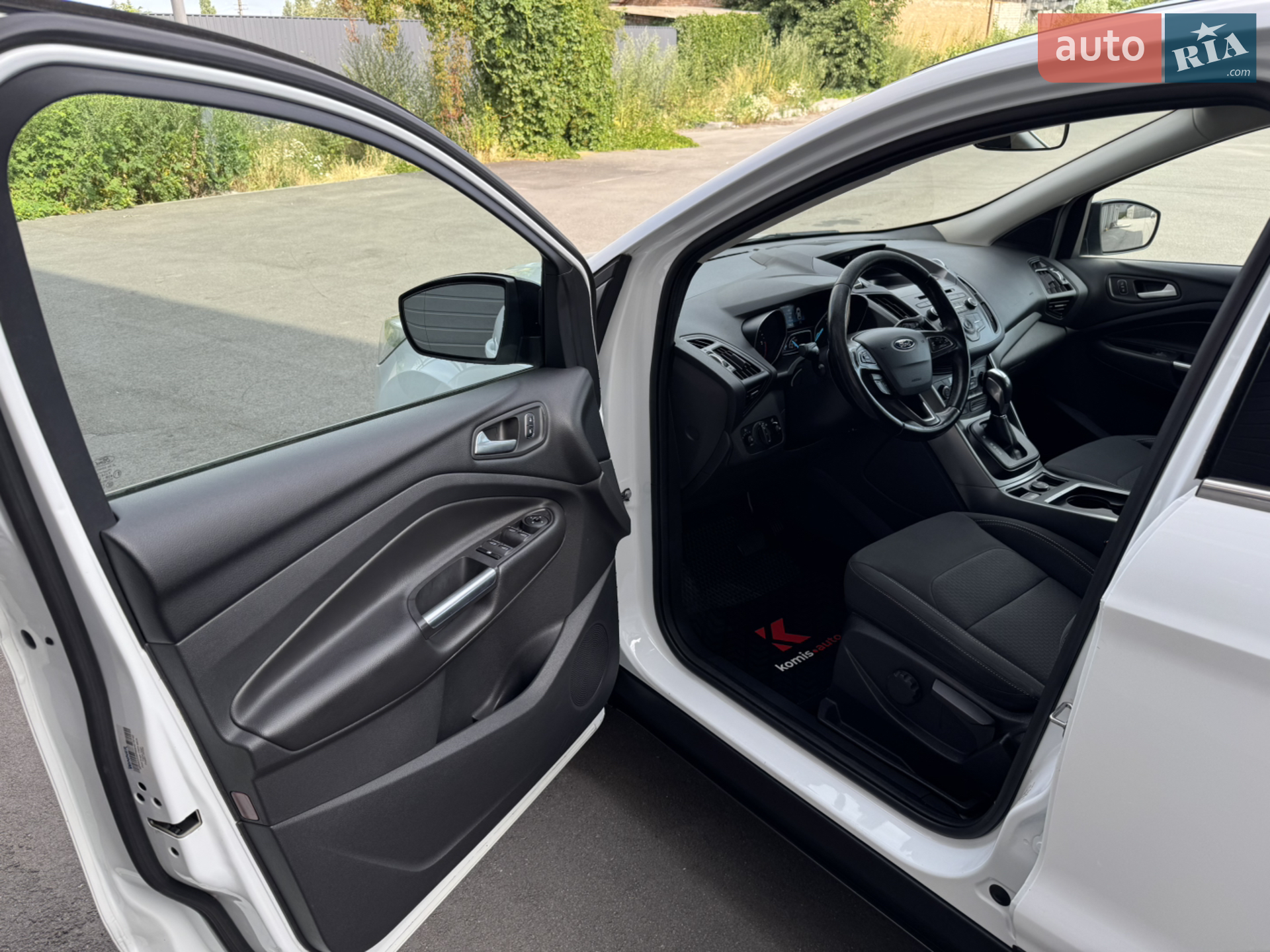 2017 Ford Kuga - мініатюра 26