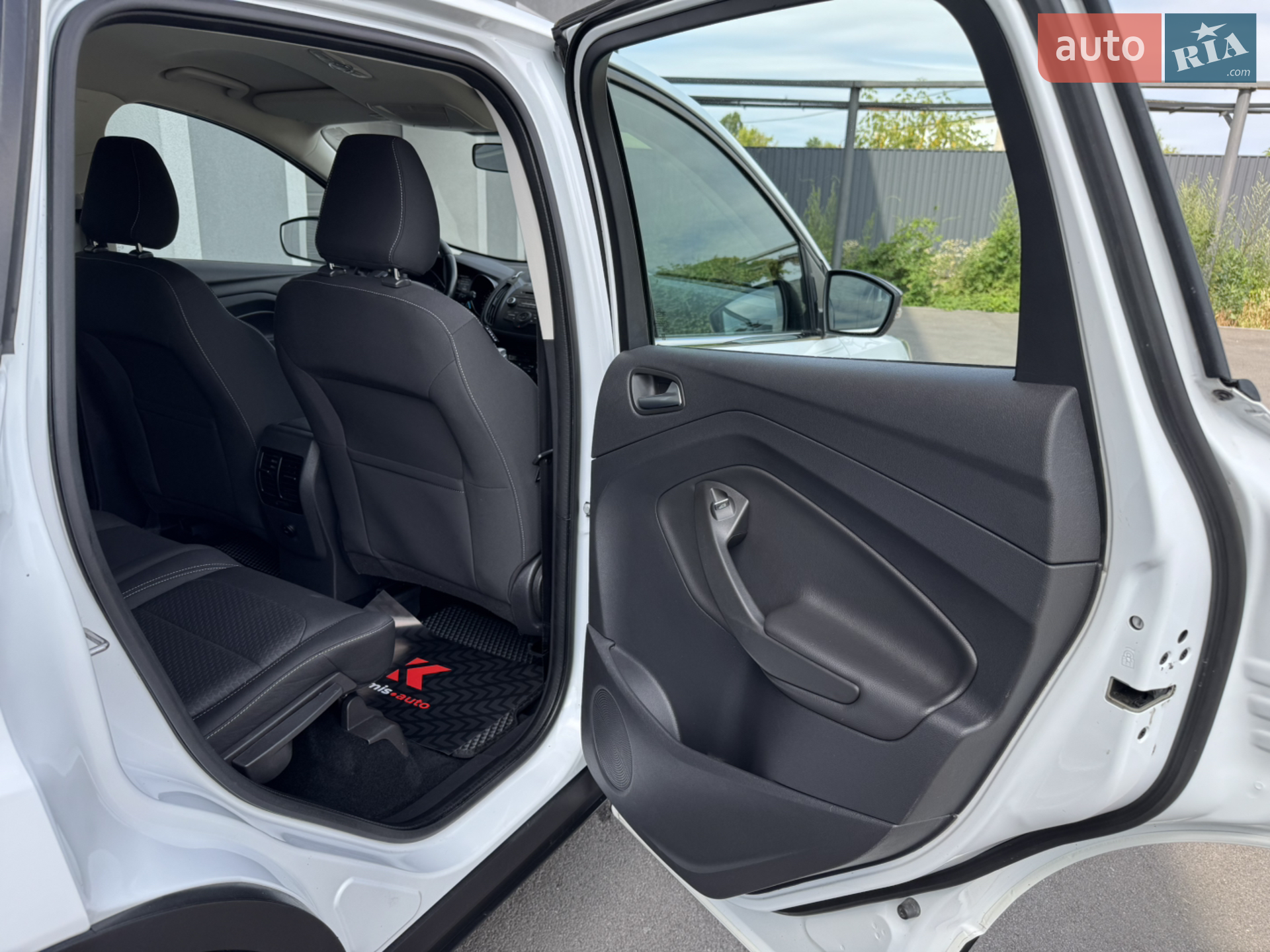 2017 Ford Kuga - мініатюра 50
