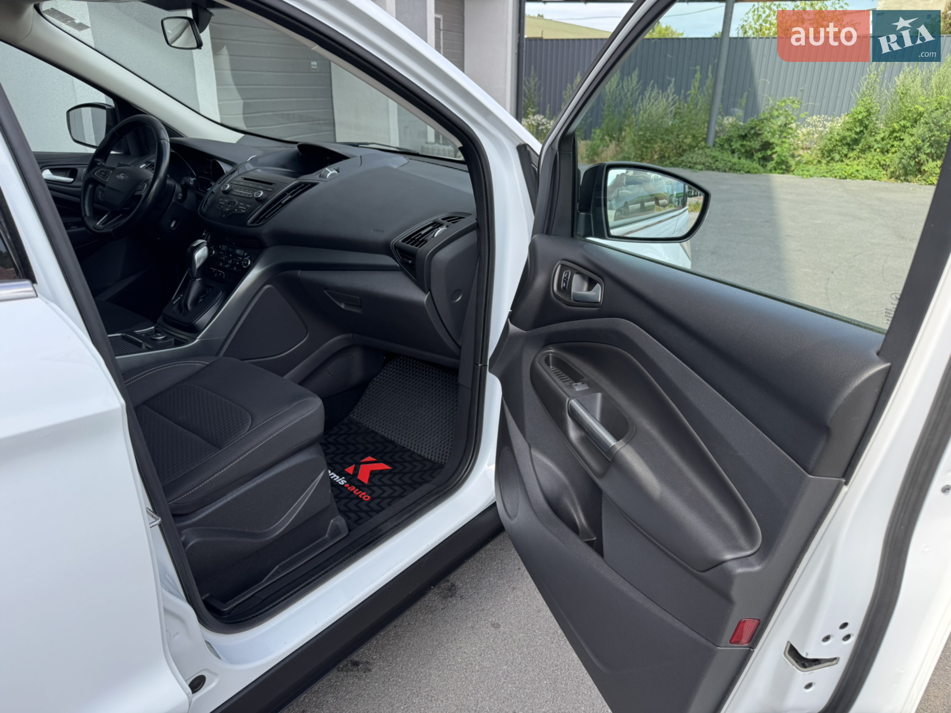 2017 Ford Kuga - мініатюра 53
