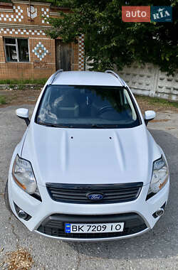 Внедорожник / Кроссовер Ford Kuga 2012 в 