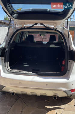 Внедорожник / Кроссовер Ford Kuga 2010 в 