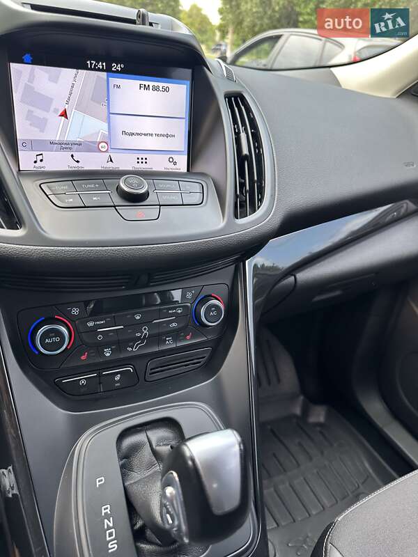 Внедорожник / Кроссовер Ford Kuga 2019 в Днепре