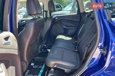 Внедорожник / Кроссовер Ford Kuga 2013 в 