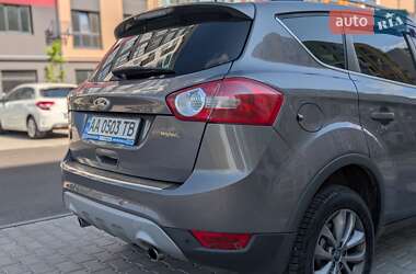 Внедорожник / Кроссовер Ford Kuga 2012 в 
