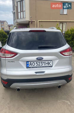 Внедорожник / Кроссовер Ford Kuga 2014 в 