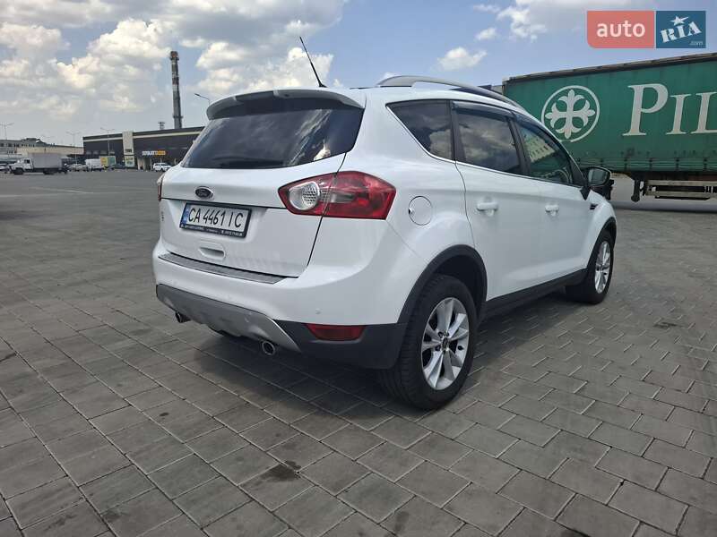Внедорожник / Кроссовер Ford Kuga 2012 в Черкассах