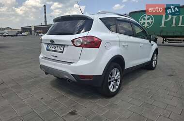 Внедорожник / Кроссовер Ford Kuga 2012 в 