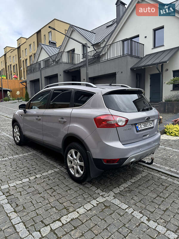 Внедорожник / Кроссовер Ford Kuga 2012 в Черновцах