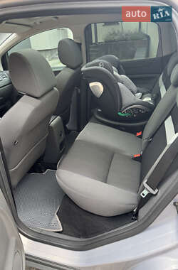 Внедорожник / Кроссовер Ford Kuga 2012 в 