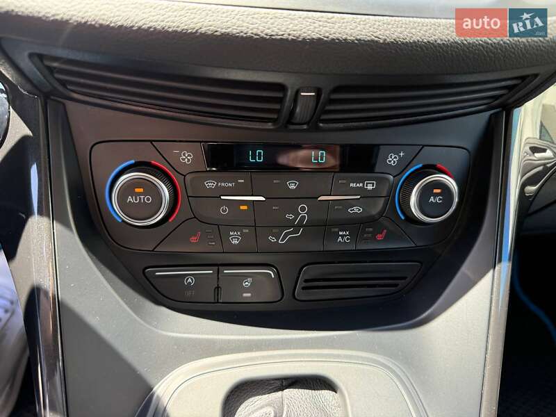 Внедорожник / Кроссовер Ford Kuga 2019 в Ивано-Франковске