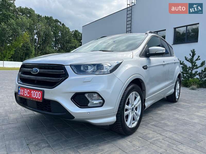 Внедорожник / Кроссовер Ford Kuga 2019 в Луцке