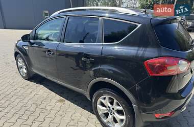 Внедорожник / Кроссовер Ford Kuga 2012 в 